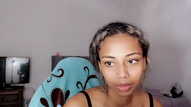 linda brown  online show from May 7, 12:21 pm