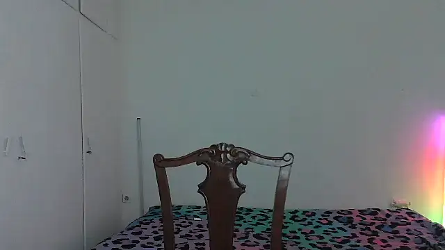 HoneyValentine online show from February 28, 7:59 pm