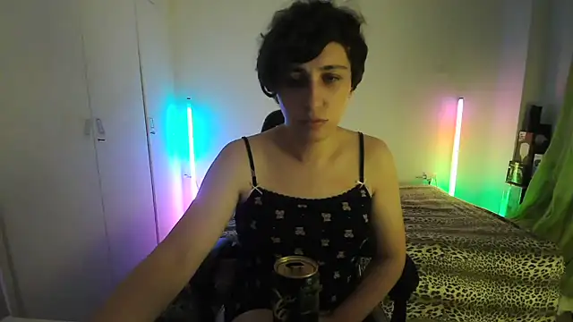 Snapshot of HoneyValentine chatting on July 26, 10:05 pm HoneyValentine online show from July 26, 10:05 pm