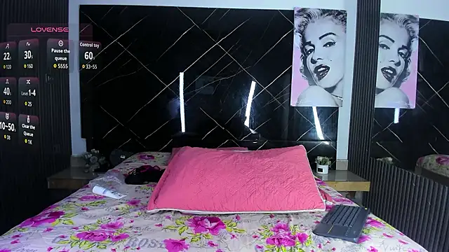 Skarleth queen online show from February 4, 4:07 am