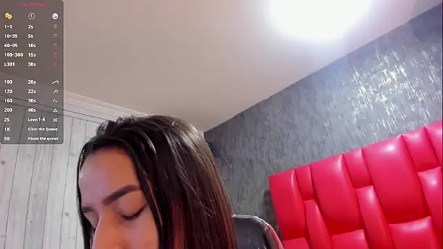 Snapshot of martiina_1 chatting on January 11, 8:14 pm martiina 1 online show from January 11, 8:14 pm