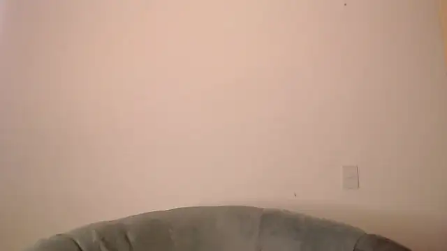 Snapshot of -Ivonnys chatting on February 3, 10:04 pm -Ivonnys online show from February 3, 10:04 pm