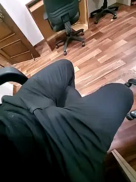 Snapshot of rohit16770 chatting on February 6, 5:23 am rohit16770 online show from February 6, 5:23 am