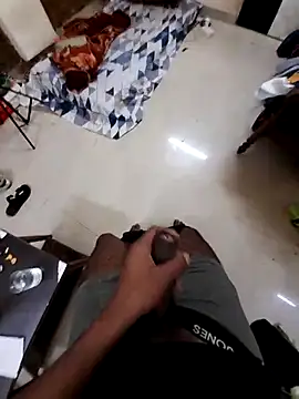 Snapshot of rohit16770 chatting on February 9, 2:59 am rohit16770 online show from February 9, 2:59 am