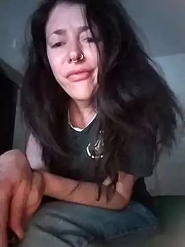 Ragerer1 online show from April 21, 7:50 pm