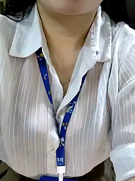 Snapshot of Arica_sexykiss chatting on February 3, 6:51 am Arica sexykiss online show from February 3, 6:51 am