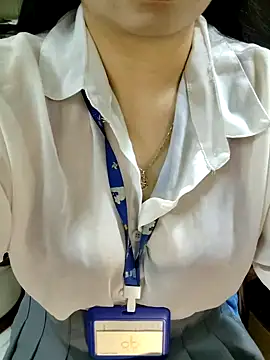 Snapshot of Arica_sexykiss chatting on February 6, 8:56 pm Arica sexykiss online show from February 6, 8:56 pm