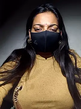 Naughty Bitchh online show from January 15, 11:48 am