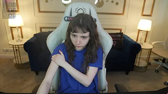 Snapshot of Orly_flame chatting on February 23, 12:02 pm Orly flame online show from February 23, 12:02 pm