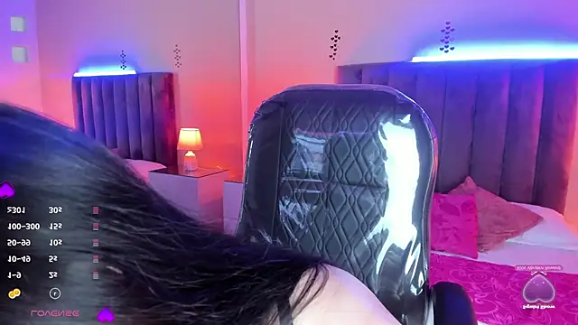 Snapshot of Novaaa_Shayy chatting on February 25, 8:40 pm Novaaa Shayy online show from February 25, 8:40 pm