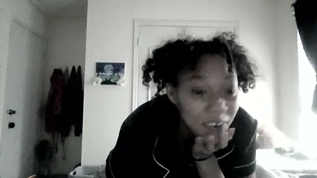 Snapshot of Tamiii420 chatting on April 25, 2:14 pm Tamiii420 online show from April 25, 2:14 pm