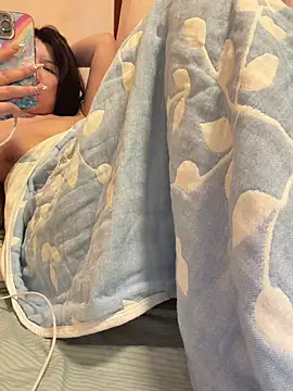 Snapshot of wy2026 chatting on May 16, 7:01 pm wy2026 online show from May 16, 7:01 pm
