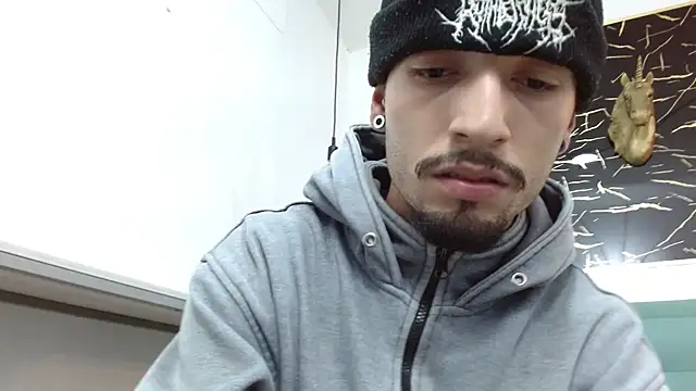 Juan-Jose69 online show from January 11, 3:33 am