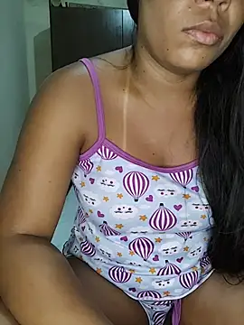 Snapshot of Indiafogosa23 chatting on January 15, 12:59 am Indiafogosa23 online show from January 15, 12:59 am