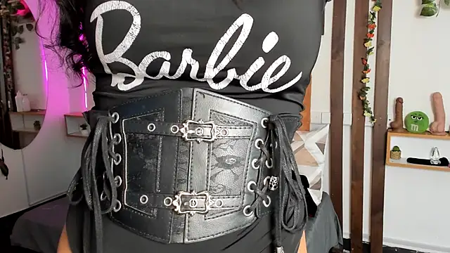 Snapshot of MeowMota_ chatting on January 9, 7:37 pm MeowMota online show from January 9, 7:37 pm