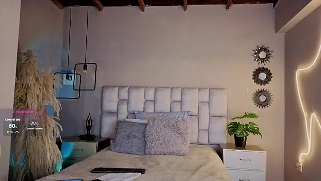  liiss online show from February 23, 11:18 am