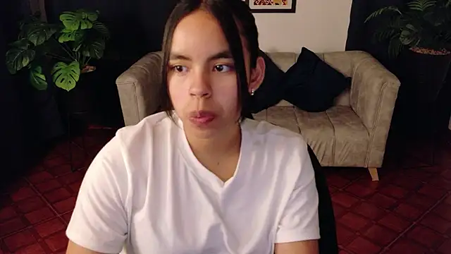 SofiaMante  online show from March 11, 9:43 pm