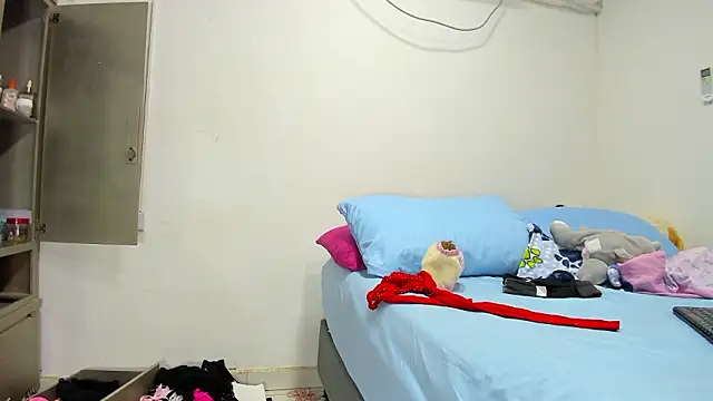 vennuss19 online show from March 22, 8:34 pm