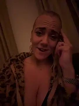 missconly online show from February 14, 1:46 am