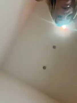 Snapshot of AliceDx chatting on February 14, 10:17 pm AliceDx online show from February 14, 10:17 pm