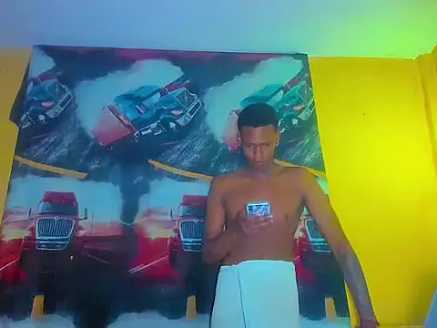 aunstin mohamme online show from April 14, 2:39 am