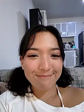 Lilitth  online show from January 18, 3:05 pm