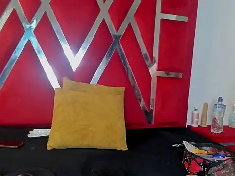 sweetdesireasm online show from April 8, 8:20 pm