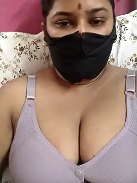 pinkisaha75 online show from April 3, 1:25 am