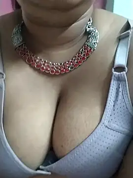 pinkisaha75 online show from April 6, 5:41 am