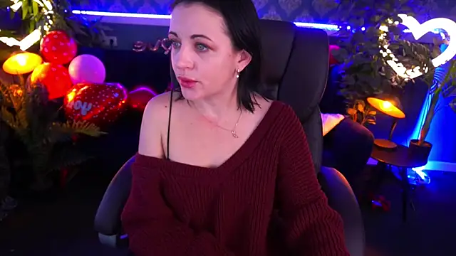 Dafni Monn online show from February 23, 7:00 am