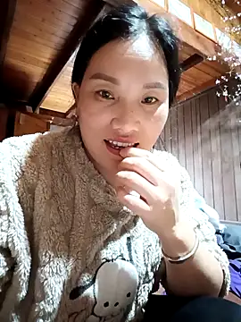 yu--yo online show from February 25, 1:10 pm