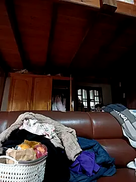 yu--yo online show from February 26, 1:15 am