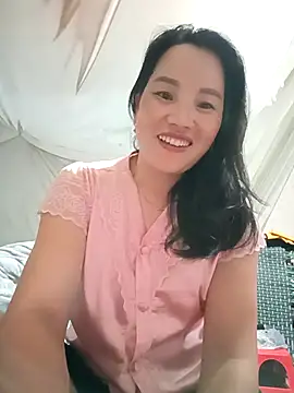 Snapshot of yu--yo chatting on April 21, 10:45 pm yu--yo online show from April 21, 10:45 pm