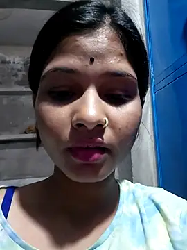 Nirasha cute online show from February 12, 6:47 pm