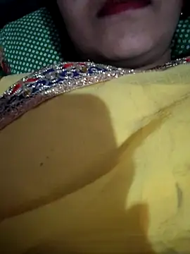 Snapshot of Nilam_cute chatting on March 2, 12:45 pm Nilam cute online show from March 2, 12:45 pm