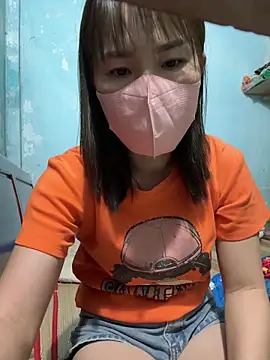 Snapshot of July-love chatting on February 15, 1:09 pm July-love online show from February 15, 1:09 pm