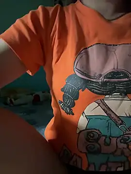 Snapshot of July-love chatting on February 26, 2:10 am July-love online show from February 26, 2:10 am