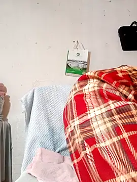 MilkShow online show from February 9, 9:30 pm