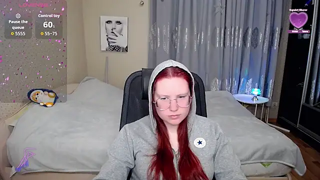 Snapshot of kuri_u chatting on February 22, 9:41 am kuri u online show from February 22, 9:41 am