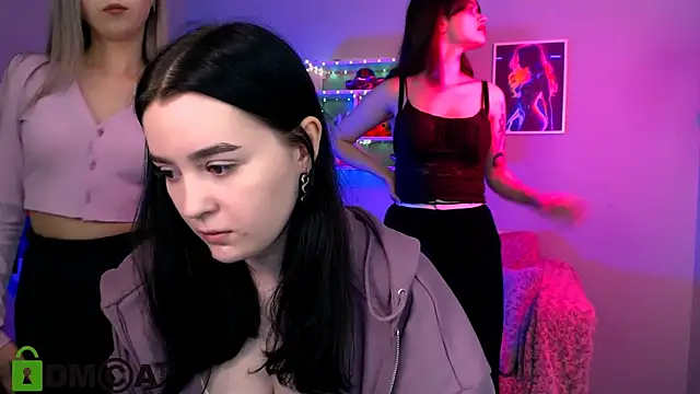 monica xcx online show from April 11, 7:18 pm