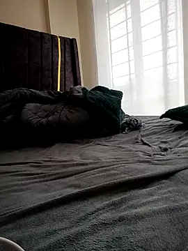 Snapshot of reddiamond07 chatting on February 23, 9:50 am reddiamond07 online show from February 23, 9:50 am