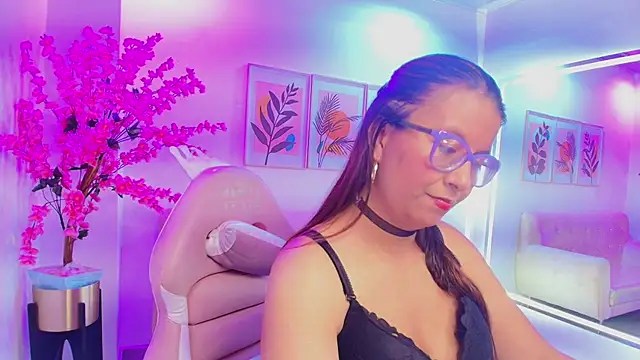 Amber  rouge online show from January 10, 3:52 am