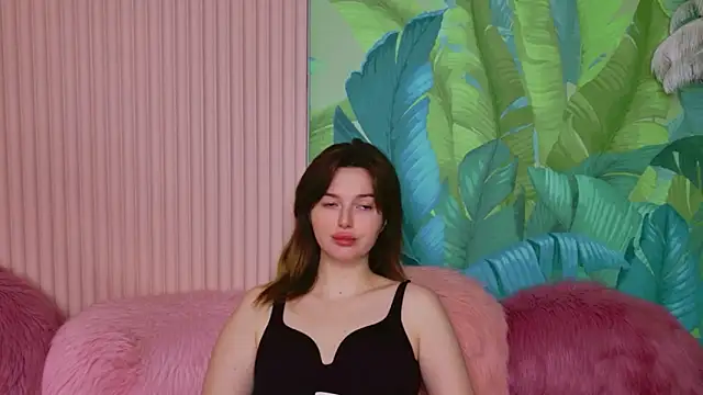 Karina Thorn online show from February 13, 8:38 pm