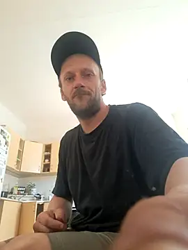 YeahDaynight2 online show from July 2, 9:26 am