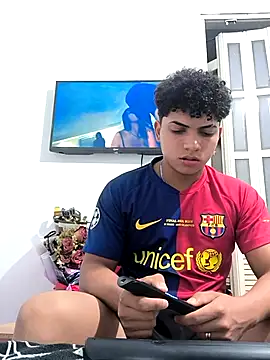 Snapshot of VersedChip chatting on February 14, 4:09 am VersedChip online show from February 14, 4:09 am