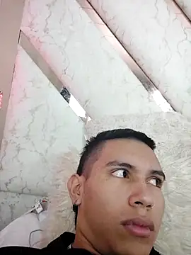 Scook Gray  online show from February 28, 4:41 pm