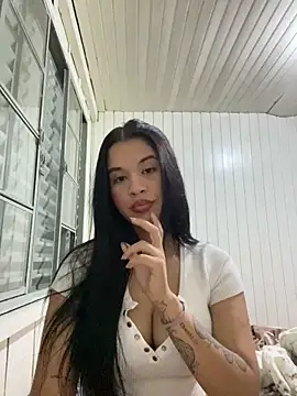 aslhey sandova online show from March 18, 11:41 pm