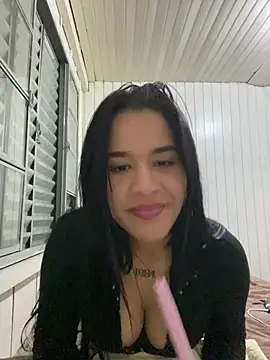 aslhey sandova online show from March 29, 12:43 am