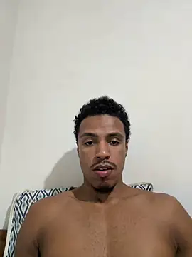 LorenzoBlack27 online show from May 31, 2:42 am