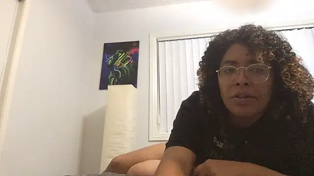 Snapshot of TechnoGoddessxxx chatting on June 16, 3:58 pm TechnoGoddessxxx online show from June 16, 3:58 pm